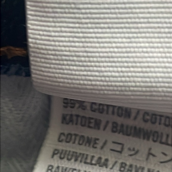 Abercrombie & Fitch Blue Jeans. W25 L33. Some wear see photos, otherwise nice! - Picture 8 of 8